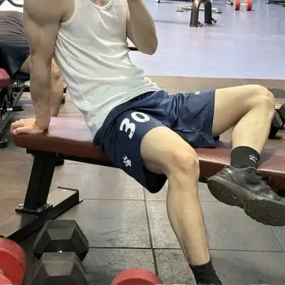 黄一军
